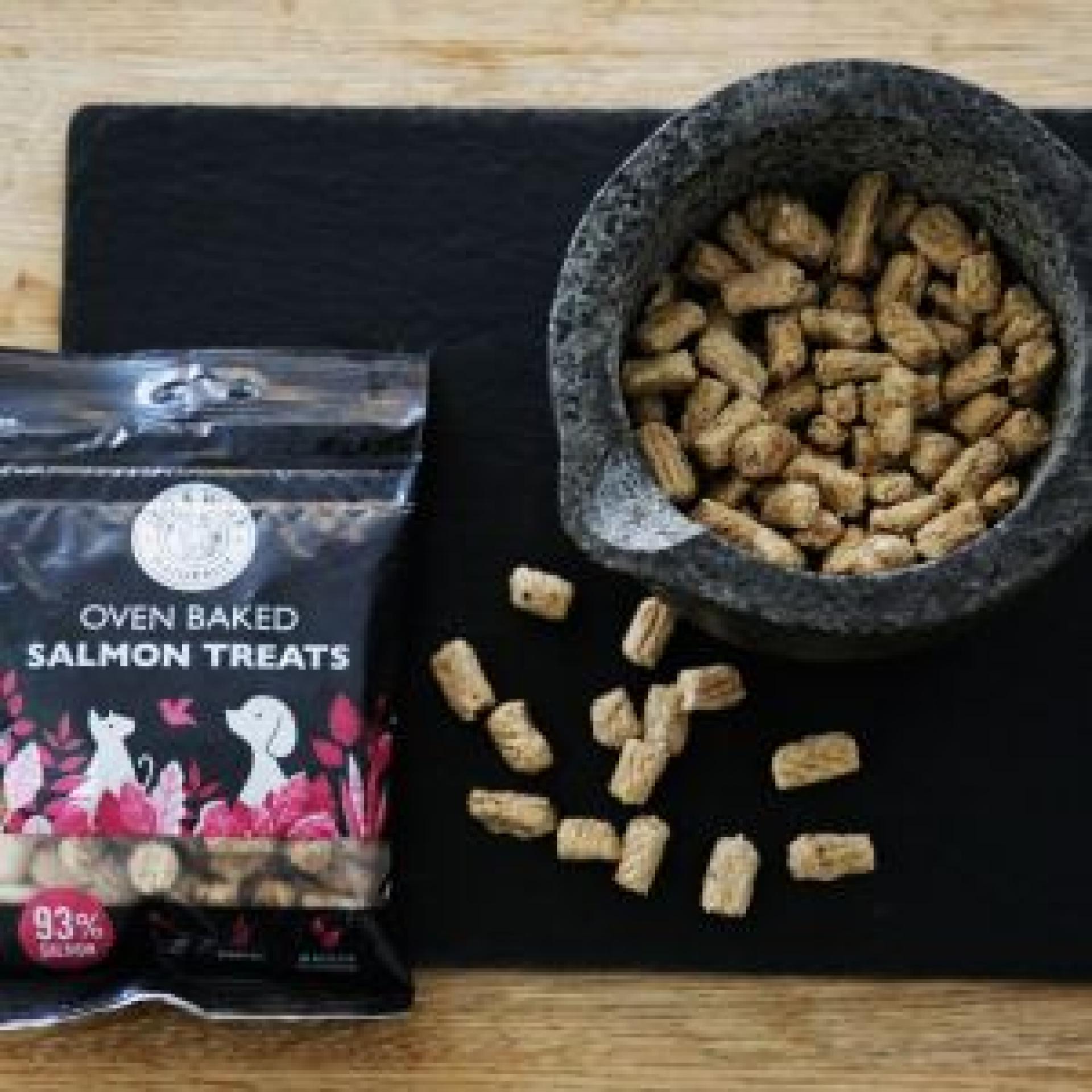 Leo & Wolf Oven Baked Salmon Treats 100g