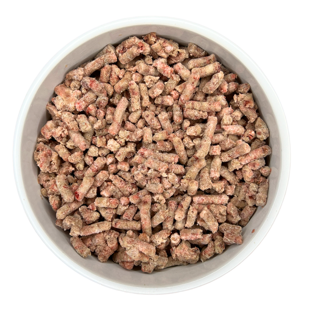 Wolf Tucker 100% Chicken 1kg  Free Flow Mince 